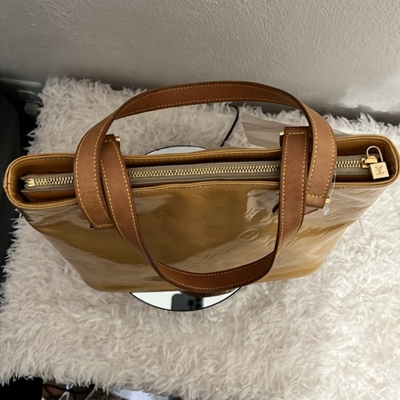 Louis Vuitton Vintage Yellow Vernis Houston Bag - Picture 3 of 16